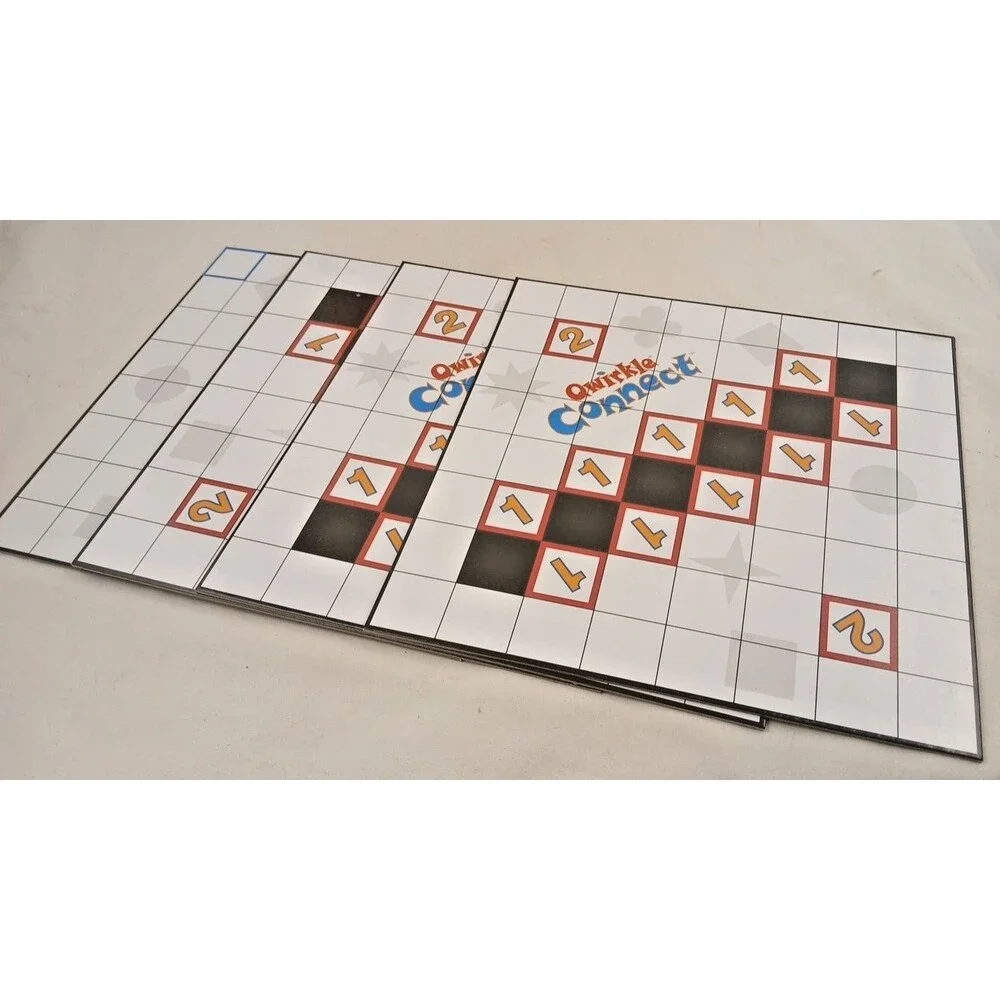 Qwirkle Expansion Boards Game SEALED MindWare 2013 Strategy Select and Connect